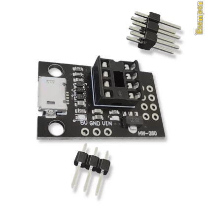 programmer-board-fuer-verschiedene-dip8-attiny-modelle-vorn-mit-pins