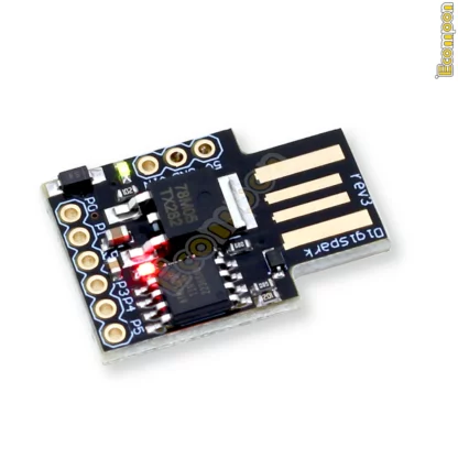 digispark-kickstarter-usb-development-board-attiny85-pcb-usb-schwarz-vorn-beleuchtet-1