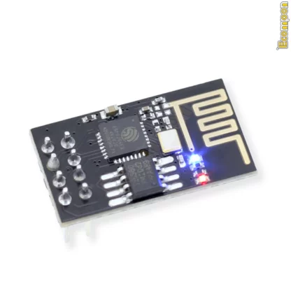 esp01-wifi-board-vorn-beleuchtet